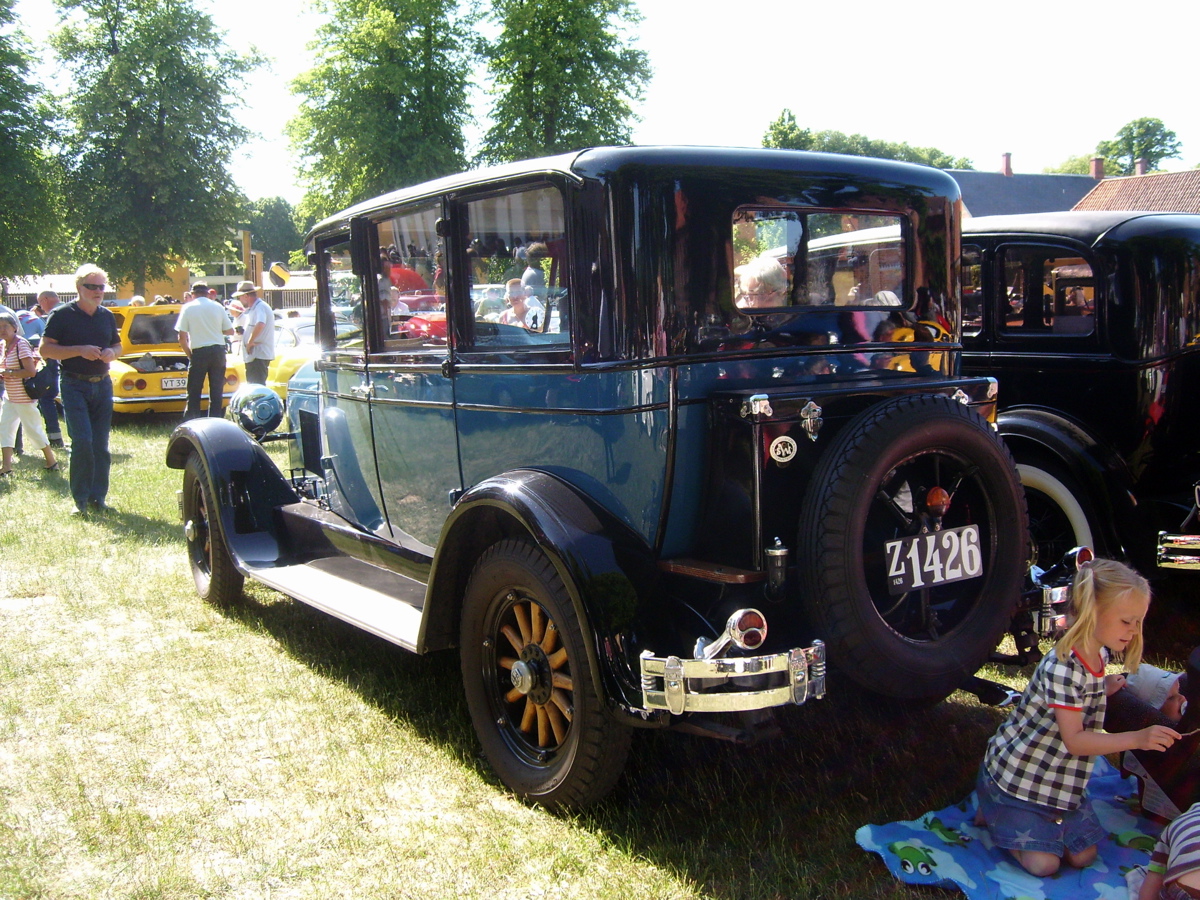 1926 sedan