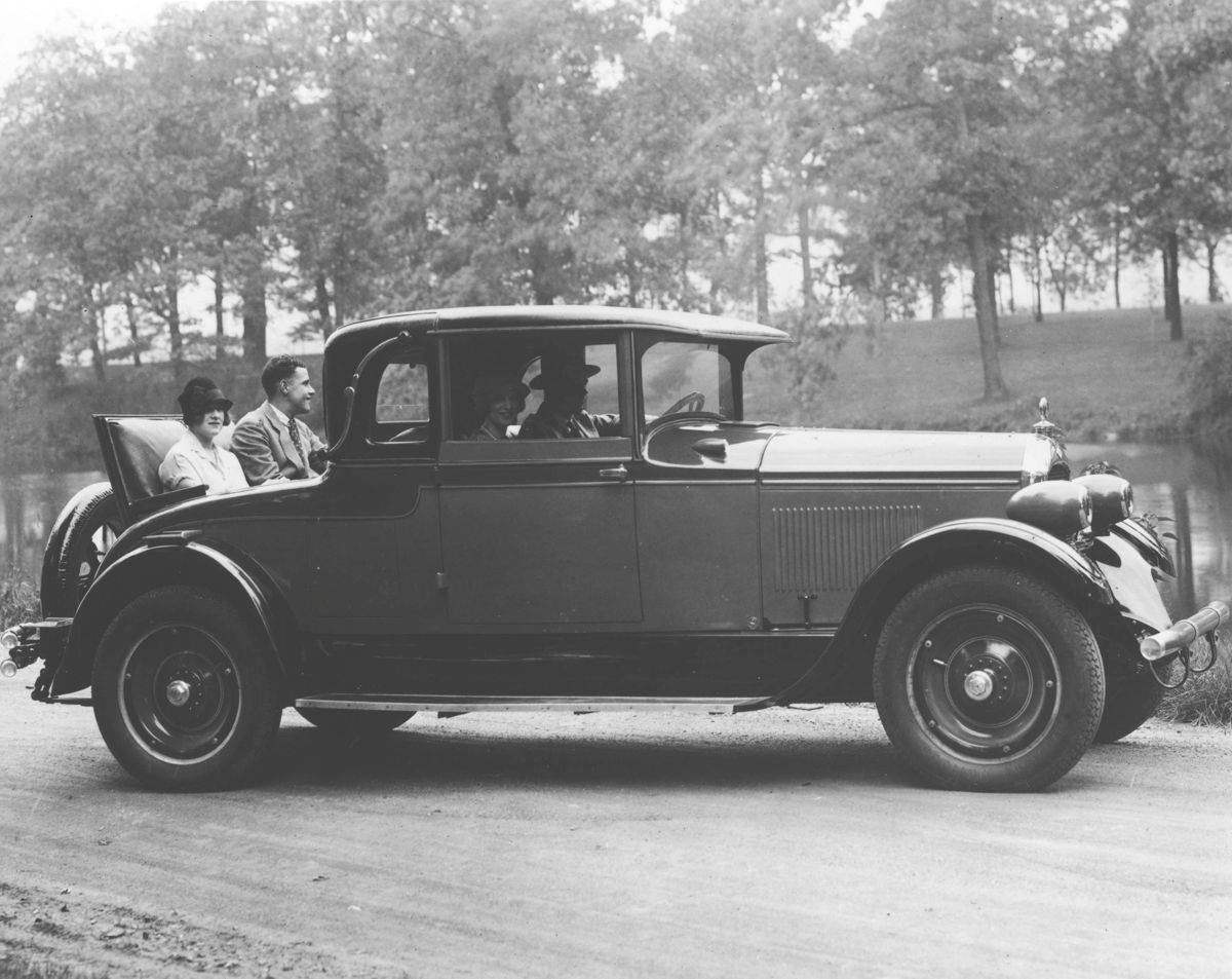 1927 8-85 Coupe with Rumble Seat