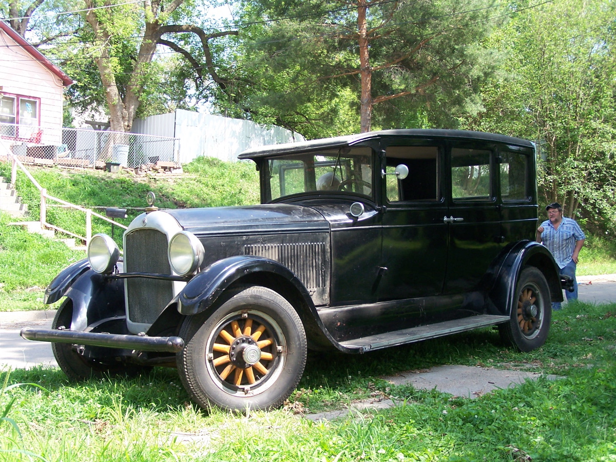 1927 Paige 8-85 Sedan