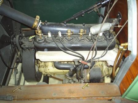 1912-Paige-Brunswick-motor